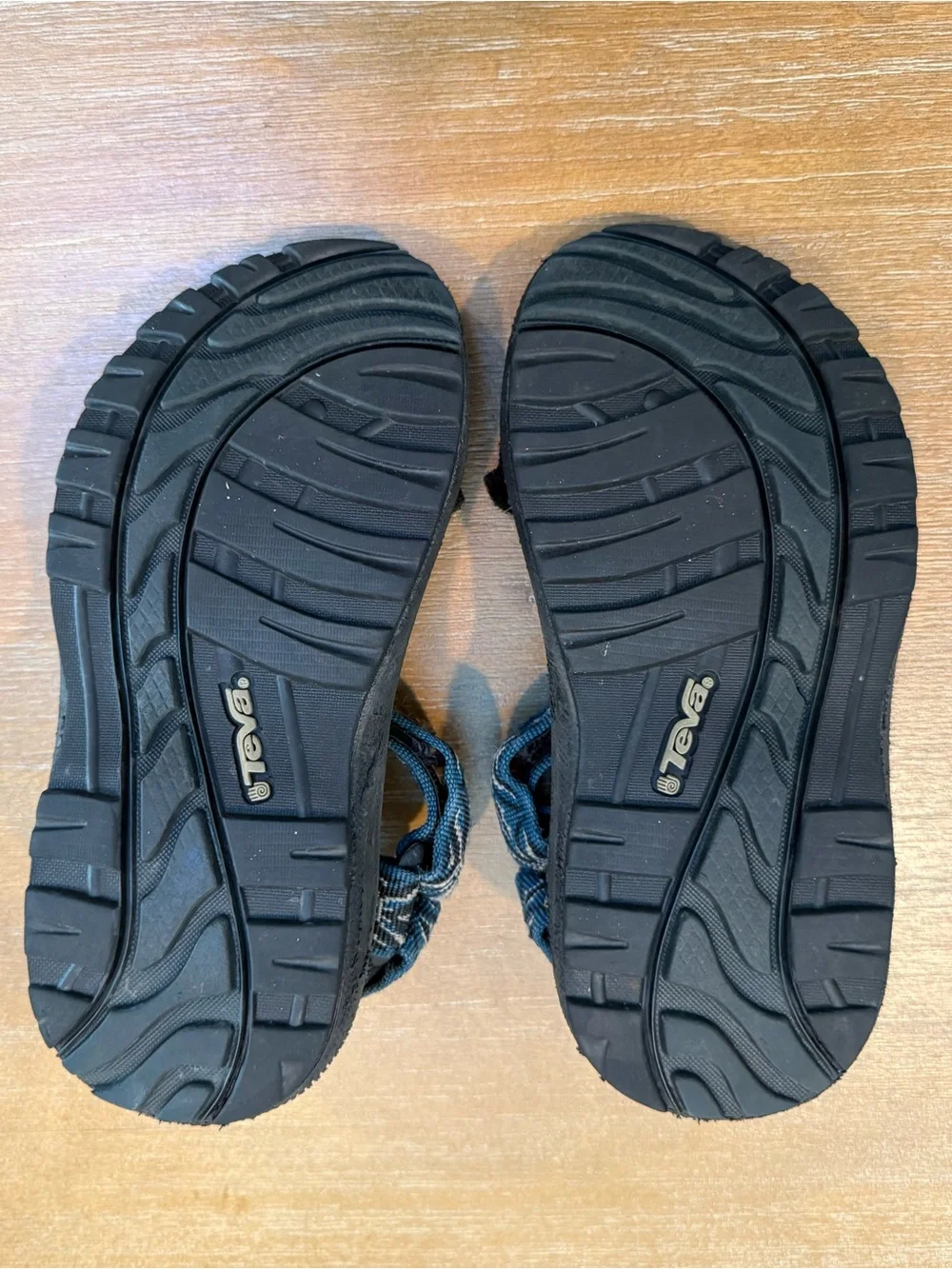 Teva Kids Hurricane Sports Sandal Blue Black Geometric Pattern Size 13